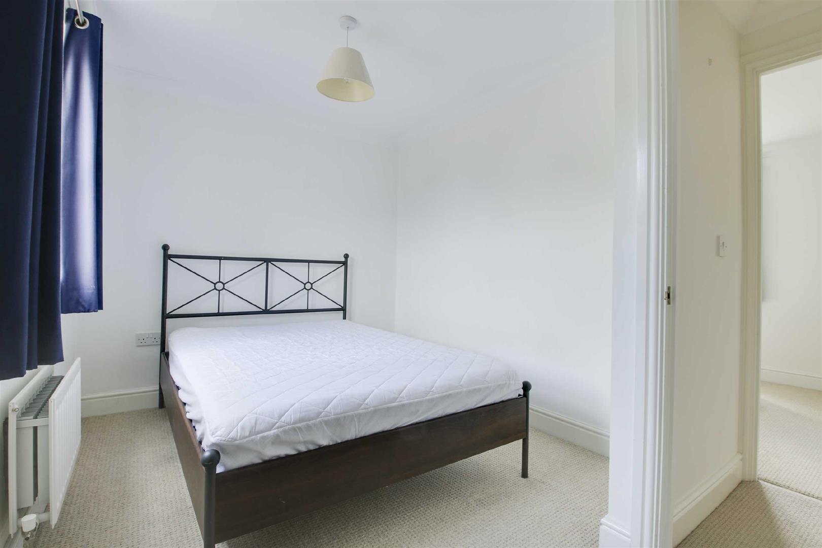 Upminster Close, Monkston Park, Milton Keynes
